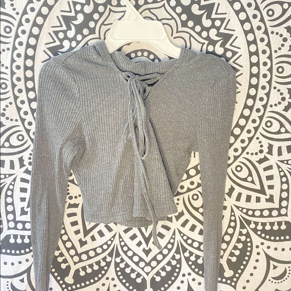 SHEIN- grey cropped long sleeve